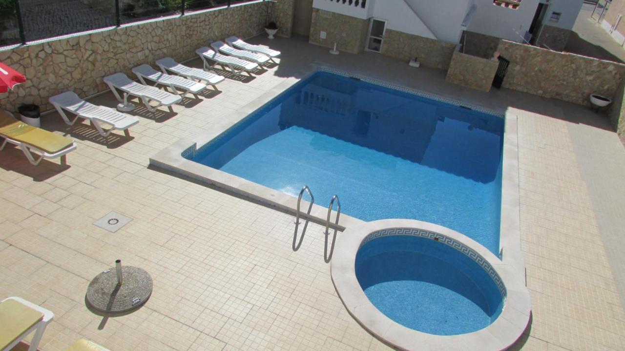 Apartamento - 2 A 4 Pessoas- Piscina Lägenhet Olhos de Agua  Exteriör bild