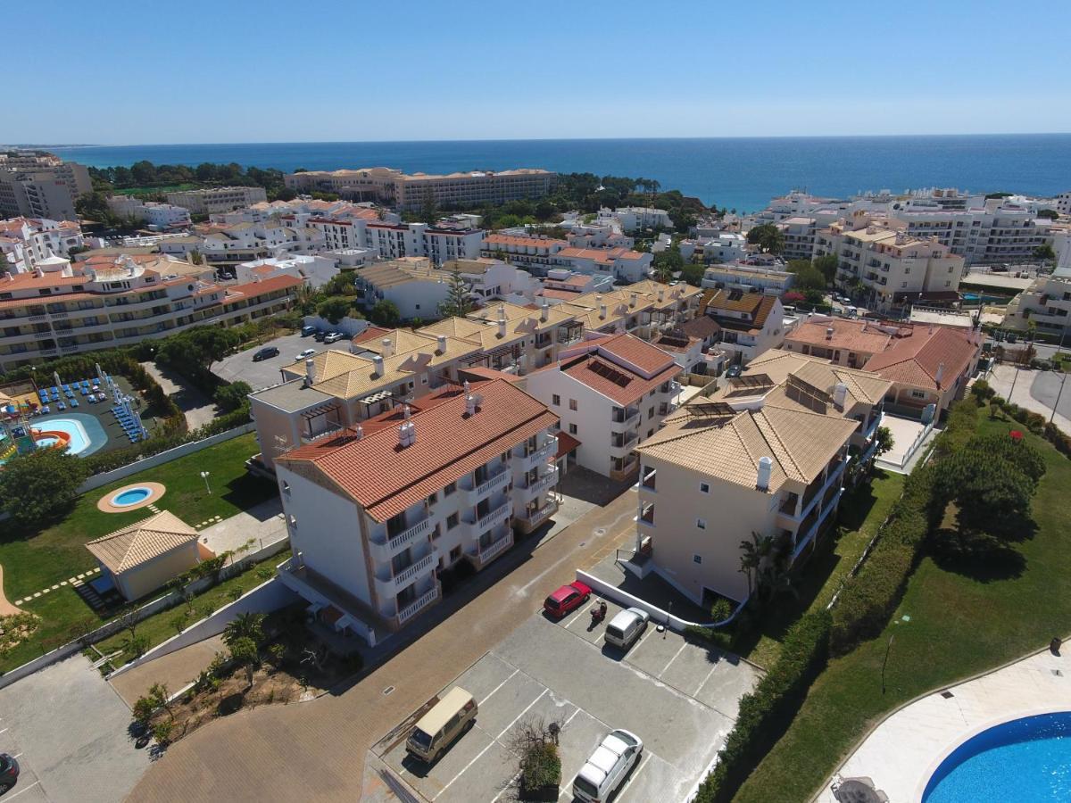 Apartamento - 2 A 4 Pessoas- Piscina Lägenhet Olhos de Agua  Exteriör bild